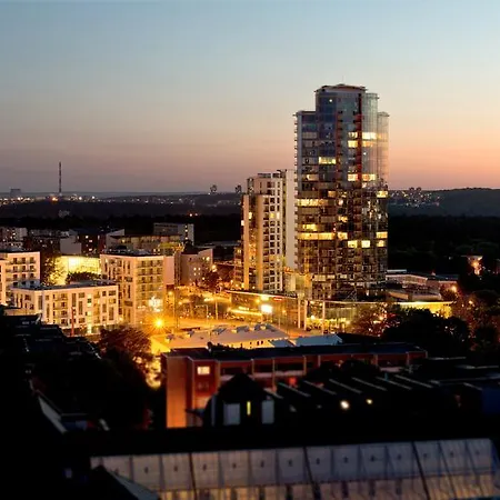 Center - Old Town View Апартаменты